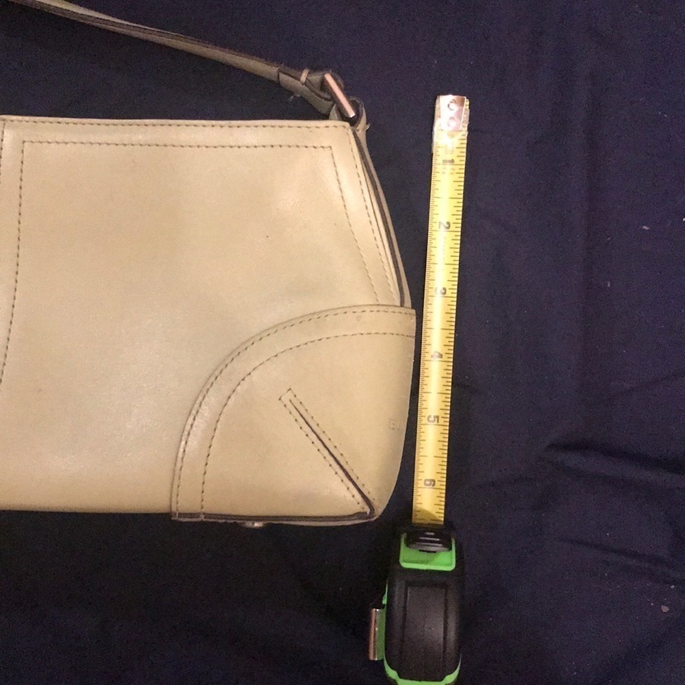 Light Green Ellen Tracy Handbag - Picture 6 of 13